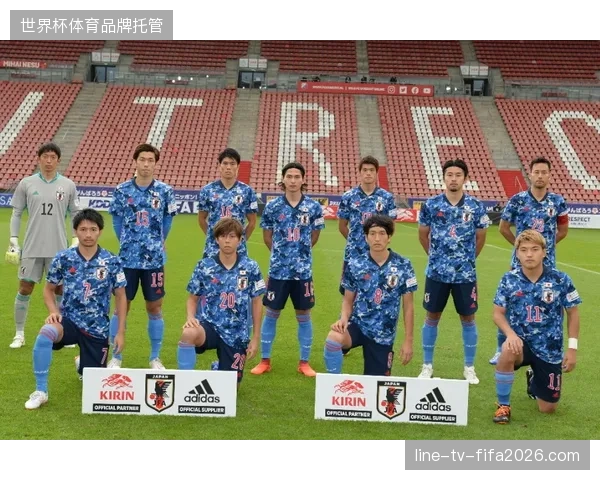 日本队需丰富定位球战术,将远藤航与板仓滉的头球优势转化为转换进攻中的高点支点 日本队需丰富定位球战术,将远藤航与板仓滉的头球优势转化为转换进攻中的高点支点
